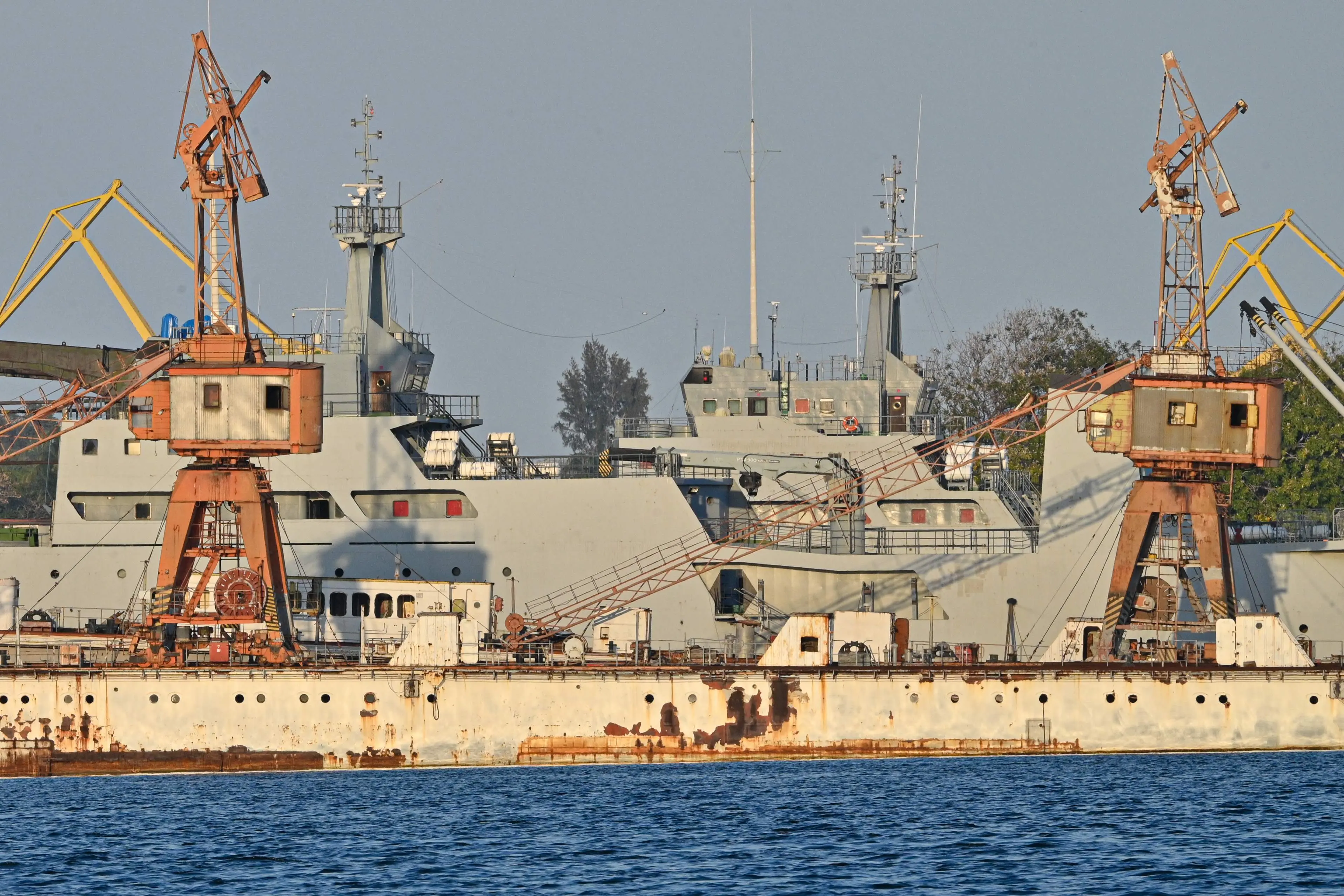Cuban coast guard ships docked at the port of Havana. | AFP
