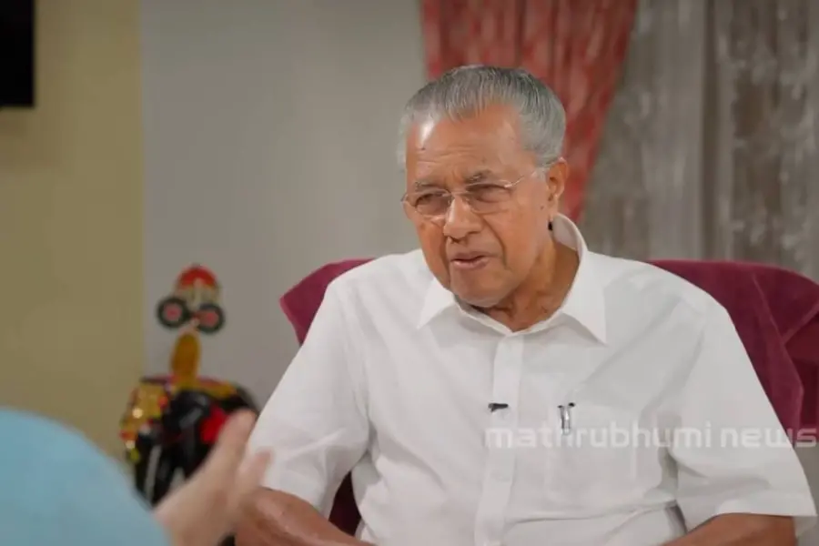 ‘പതിന്നാലാമത്തെ കുട്ടിയാണ് ഞാൻ, 11 പേരും മരിച്ചു; രാമായണ വായന, സംന്യാസ ആശയങ്ങൾ’ പിണറായി പറയുന്നു