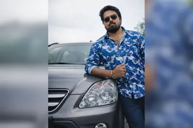 Kannada director kidnapped, beaten with hockey sticks in Bengaluru; actor among 11 arrested