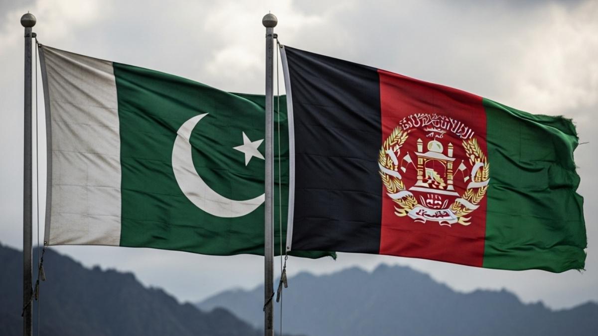 Taliban launches retaliatory strikes on Pakistani border posts