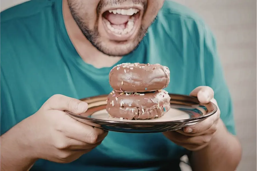 മധുരത്തോടുള്ള കൊതി കുറയ്ക്കാൻ പല്ല് തേക്കുന്നത് സഹായിക്കുമോ?