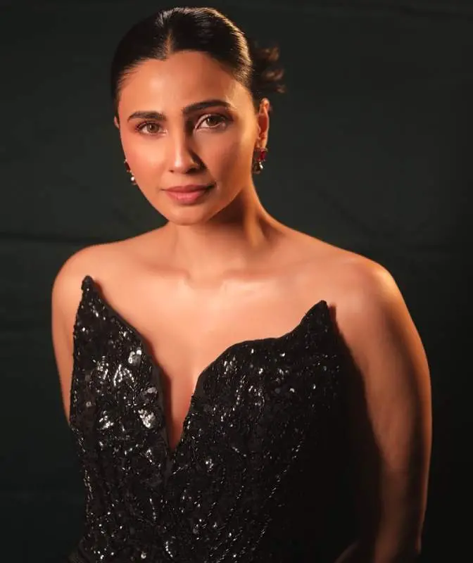 ഡെയ്സി ഷാ | Photo: instagram/ daisy shah