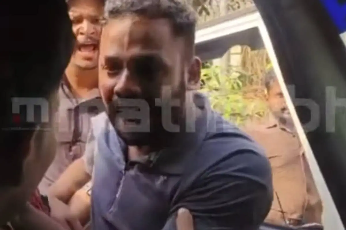 പോലീസ് ഉദ്യോ​ഗസ്ഥനോട് മോശമായി പെരുമാറുന്ന ഡിവൈഎഫ്ഐ പ്രവർത്തകൻ