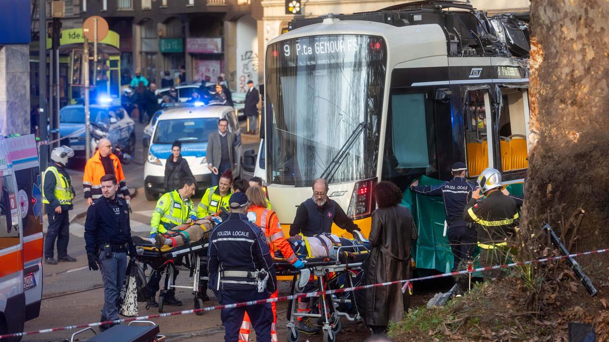 Tram crashes into building in Milan during Fashion Week; One dead, 20 injured