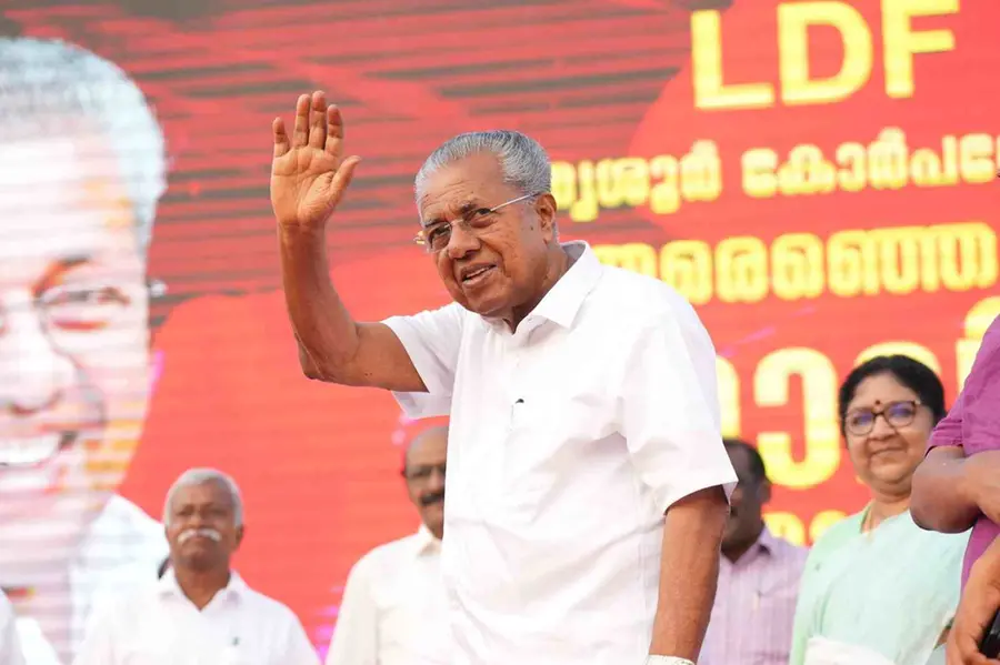 ഭൂരിപക്ഷം അമ്പതിനായിരത്തിൽ നിന്ന് 2616 ലേക്ക്; ധർമടത്ത് പിണറായിയെ നേരിടാൻ ഷാഫിയെത്തുമോ?