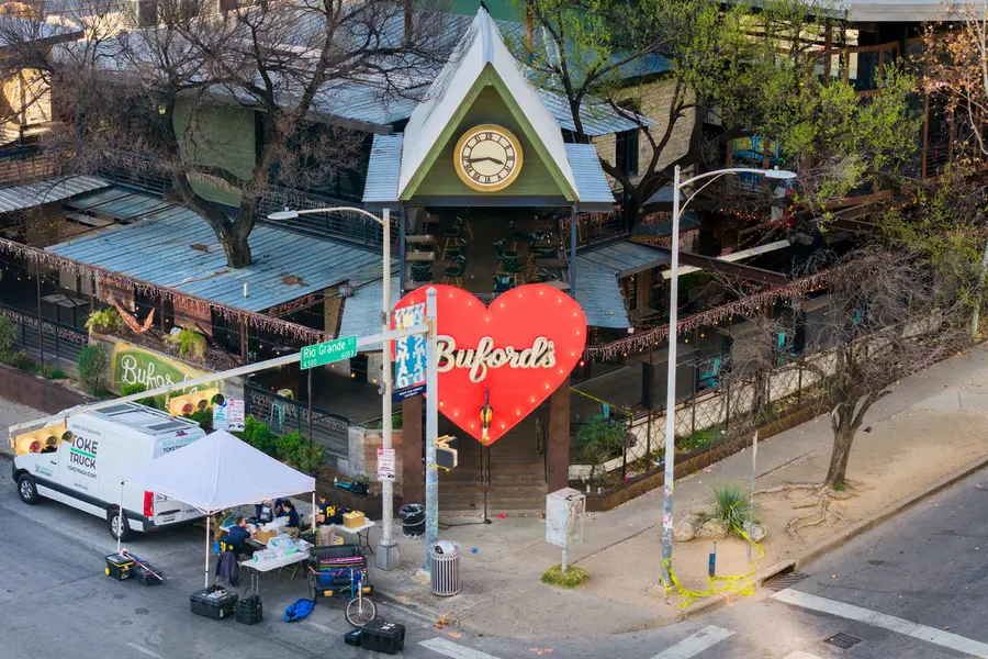 FBI probes terror angle in Austin bar shooting that left 2 dead, 14 injured