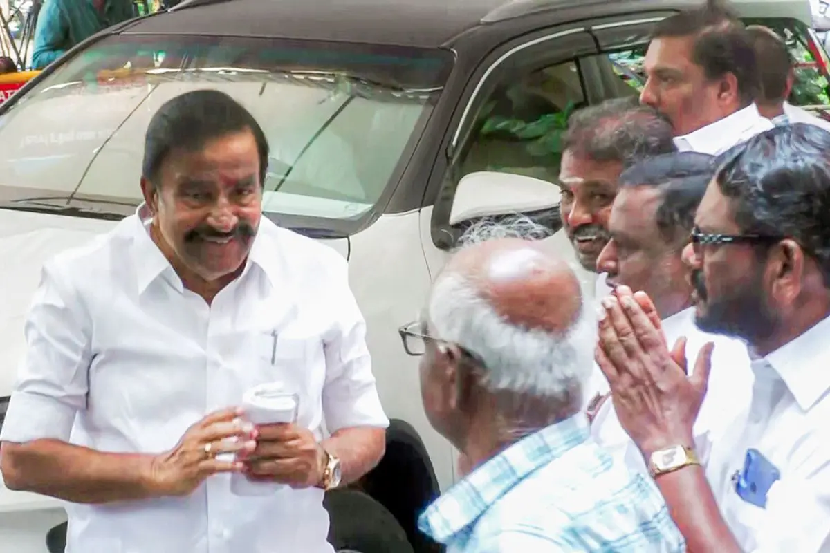 Leaders arrive at DMK headquarters, Anna Arivalayam, to discuss seat sharing between DMK and the Congress Party for the upcoming Tamil Nadu Assembly Elections (Photo: PTI)