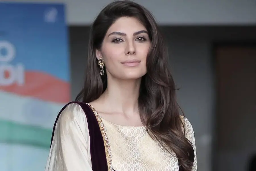 Elnaaz Norouzi