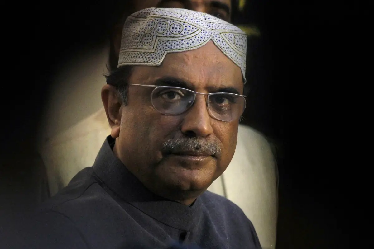 President Asif Ali Zardari | Photo:AP