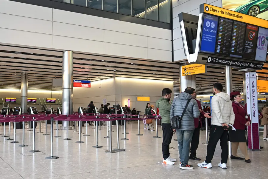 BRITAIN-IRAN-US-ISRAEL-CONFLICT-TRAVEL
