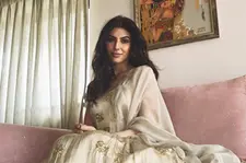 ഇറാനിൽ ഭരണാധികാരികളെ തിരഞ്ഞെടുക്കുന്നത് ജനങ്ങളല്ല, 47 വർഷമായി തുടരുന്ന ദുരവസ്ഥ: നടി എൽനാസ് നൊറൂസി