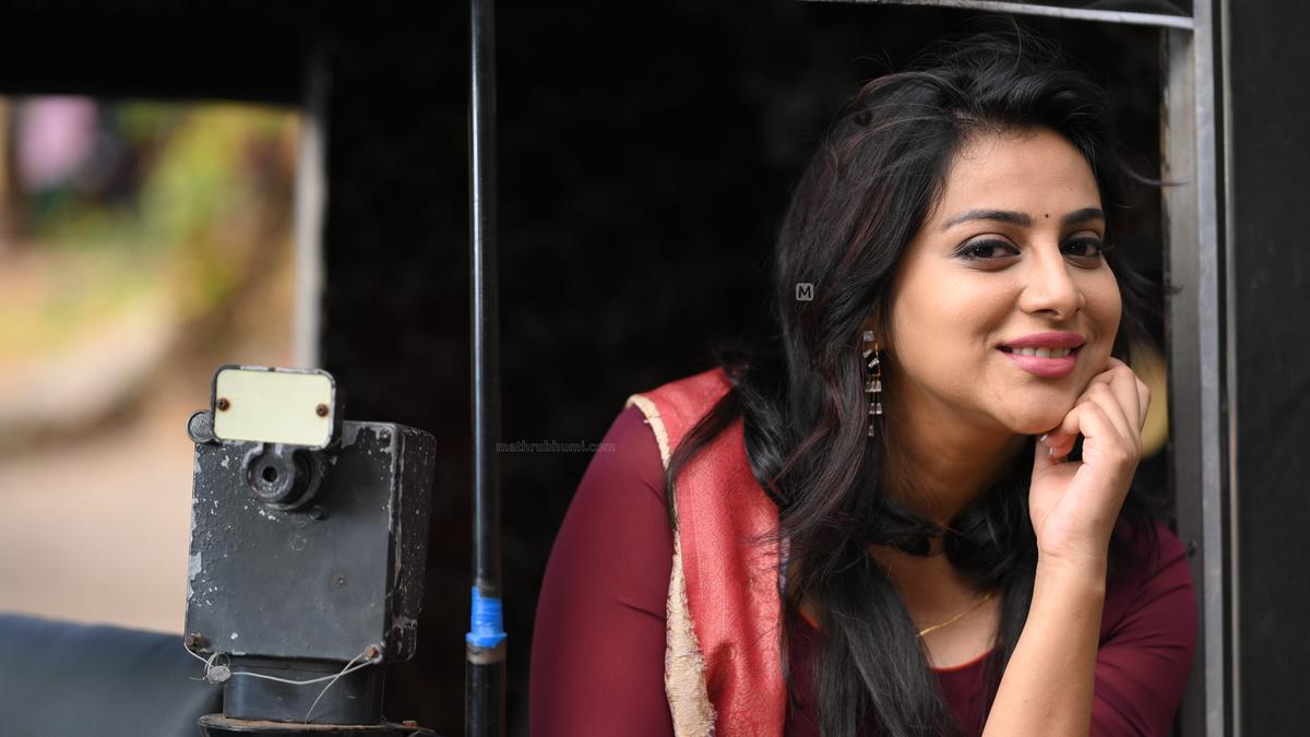 Anna Reshma Rajan | ആറ്റുകാൽ പൊങ്കാലയ്ക്കിടെ എന്റെ മോശം വീഡിയോകളെടുത്ത് ...