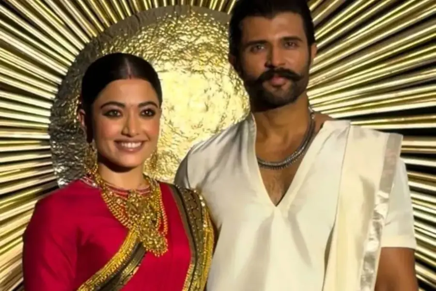 ആദ്യം പ്രണയാഭ്യർത്ഥന നടത്തിയതാര്? രശ്മികയെ ഇനിയെങ്കിലും ഇൻസ്റ്റഗ്രാമിൽ ഫോളോ ചെയ്യണമെന്ന് ആരാധകർ