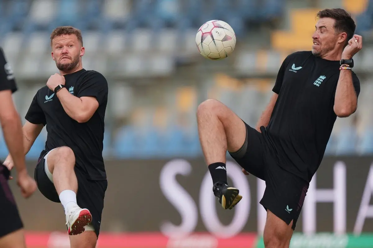 England's Ben Duckett and bowling consultant Tim Southee during a training session ahead of the ICC Men's T20 World Cup 2026 second semifinal cricket match between India and England at Wankhede Stadium in Mumbai. | Photo: PTI