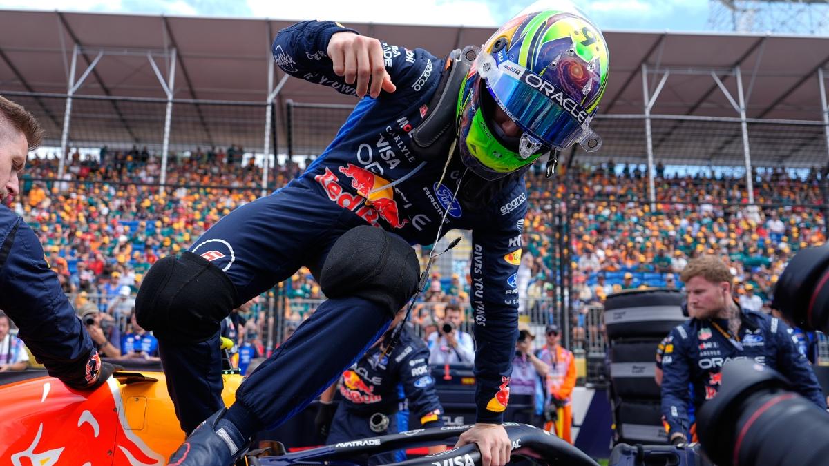 Race starts! Australian GP race starts amid controversy over new F1 technical regulations