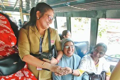 Women’s Day inspiration: Why passengers adore this KSRTC conductor Mini