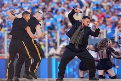 ‘The Cup of Life’: Ricky Martin delivers a delightful performance ahead of T20 final