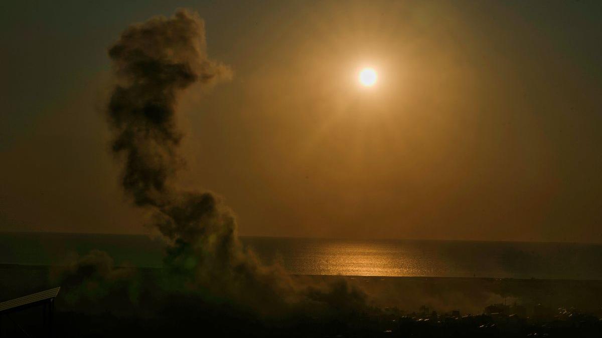 Iran arrests alleged US-Israel spies amid drone strikes and missile attacks across Gulf