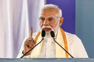 'Congress ‘prince,’ does not understand India’s youth': PM Modi on Rahul Gandhi in Kochi | WATCH