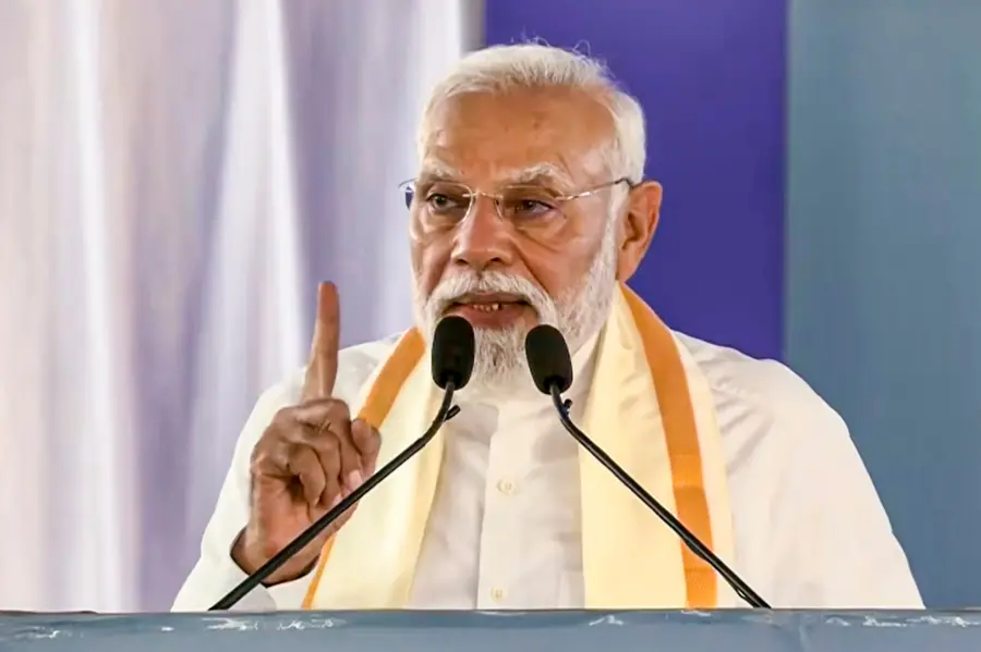 'Congress ‘prince,’ does not understand India’s youth': PM Modi on Rahul Gandhi in Kochi | WATCH