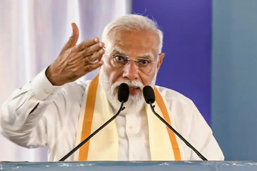എൻഡിഎയ്ക്ക് അവസരം തരൂ, ഹർത്താൽ മാഫിയയെ തുടച്ചുനീക്കും, രാഹുൽ ഗാന്ധി കൂപമണ്ഡൂകം, - നരേന്ദ്രമോദി