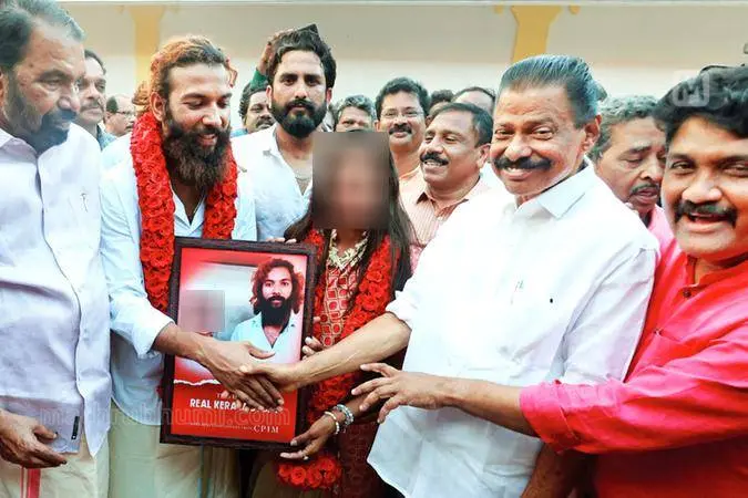 കുംഭമേളയിലെ വൈറൽ താരം, ഇൻഡോർ സ്വദേശിനിയ്ക്ക് കേരളത്തിൽ പ്രണയസാഫല്യം