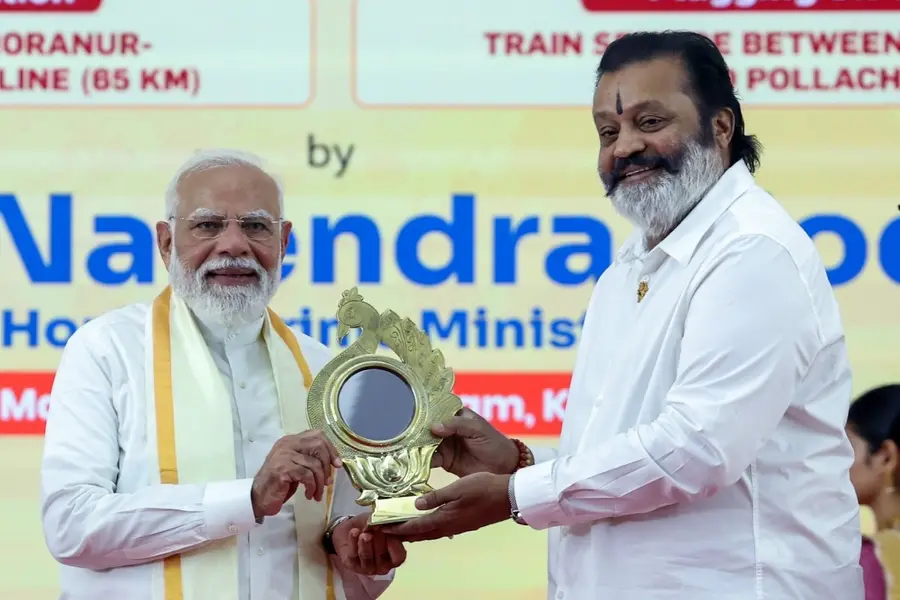 ‘പ്രധാനമന്ത്രിയുടെ ചടങ്ങിൽ എന്റെയും ദേഹപരിശോധന നടത്തി, ഷർട്ട് ഉയർത്തിക്കാണിച്ചശേഷമാണ് കടത്തിവിട്ടത്’
