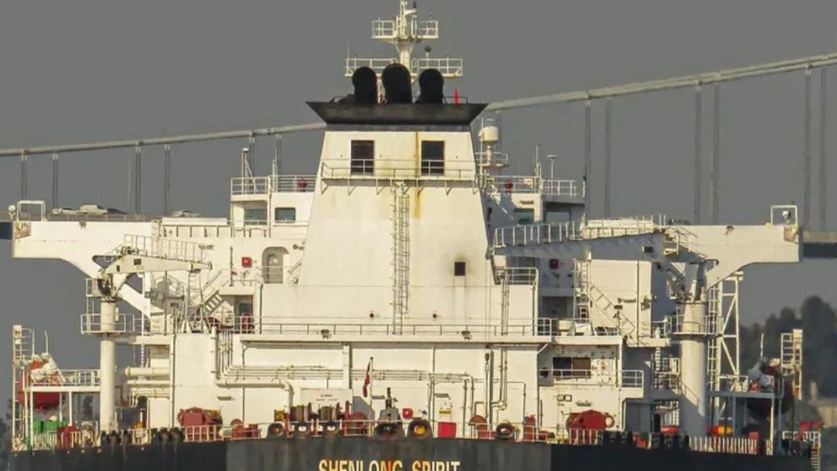 India receives first crude tanker through Strait of Hormuz since Iran–US war began | VIDEO