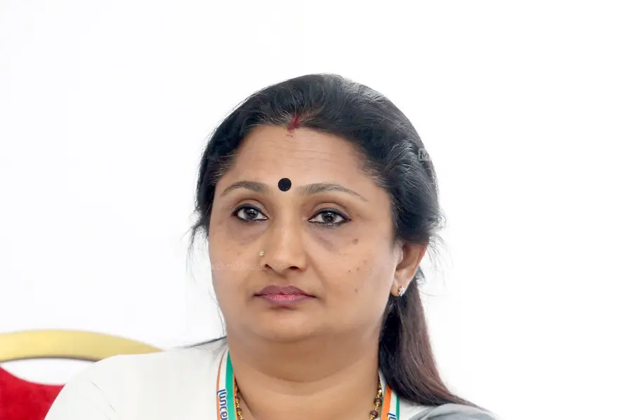 നീതി പ്രതീക്ഷിക്കുന്നു, ഒരു പ്രത്യേകമണ്ഡലത്തിലേ മത്സരിക്കൂവെന്ന് പറയുന്നില്ല -ദീപ്തി മേരി വർഗീസ്
