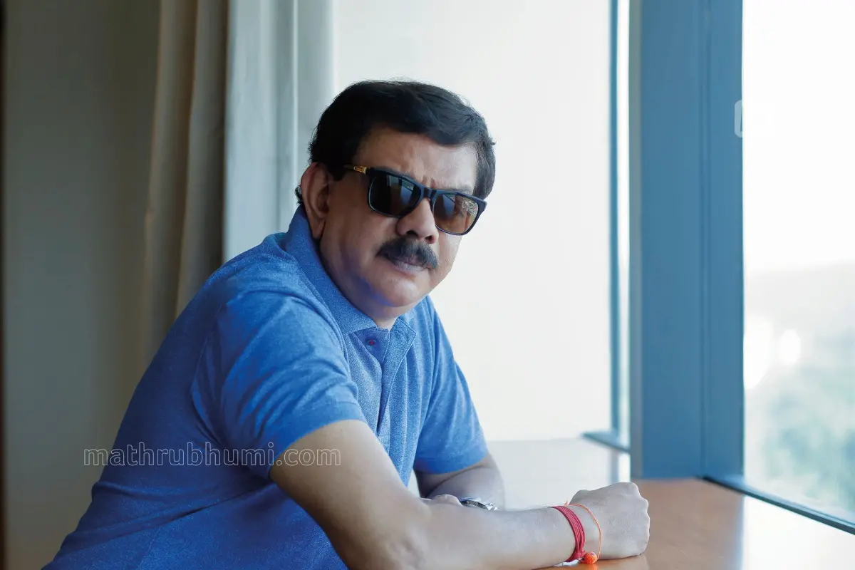പ്രിയദർശൻ | MBI