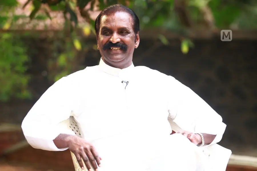 r-Vairamuthu-award