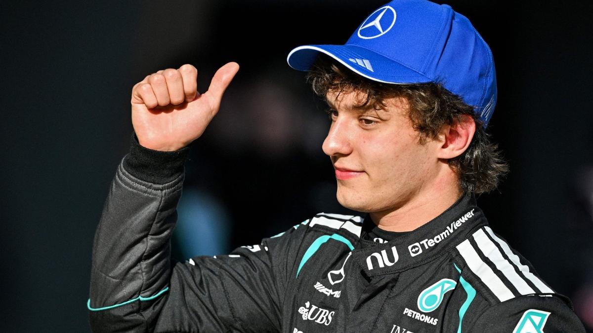 Vettel's record broken: Kimi Antonelli becomes youngest pole sitter in F1 history at 2026 Chinese GP