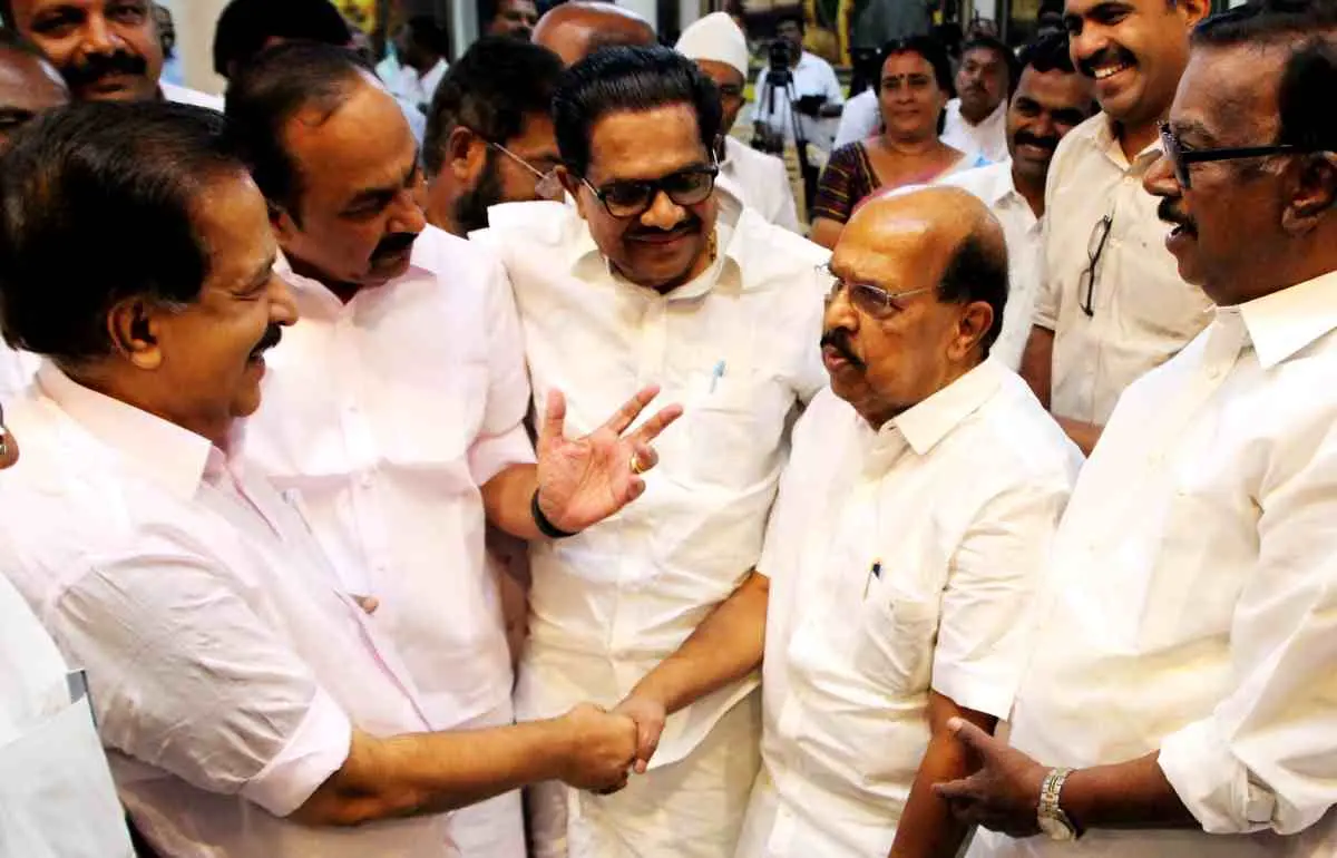 Sudhakaran seen with Congress leaders | File photo PTI