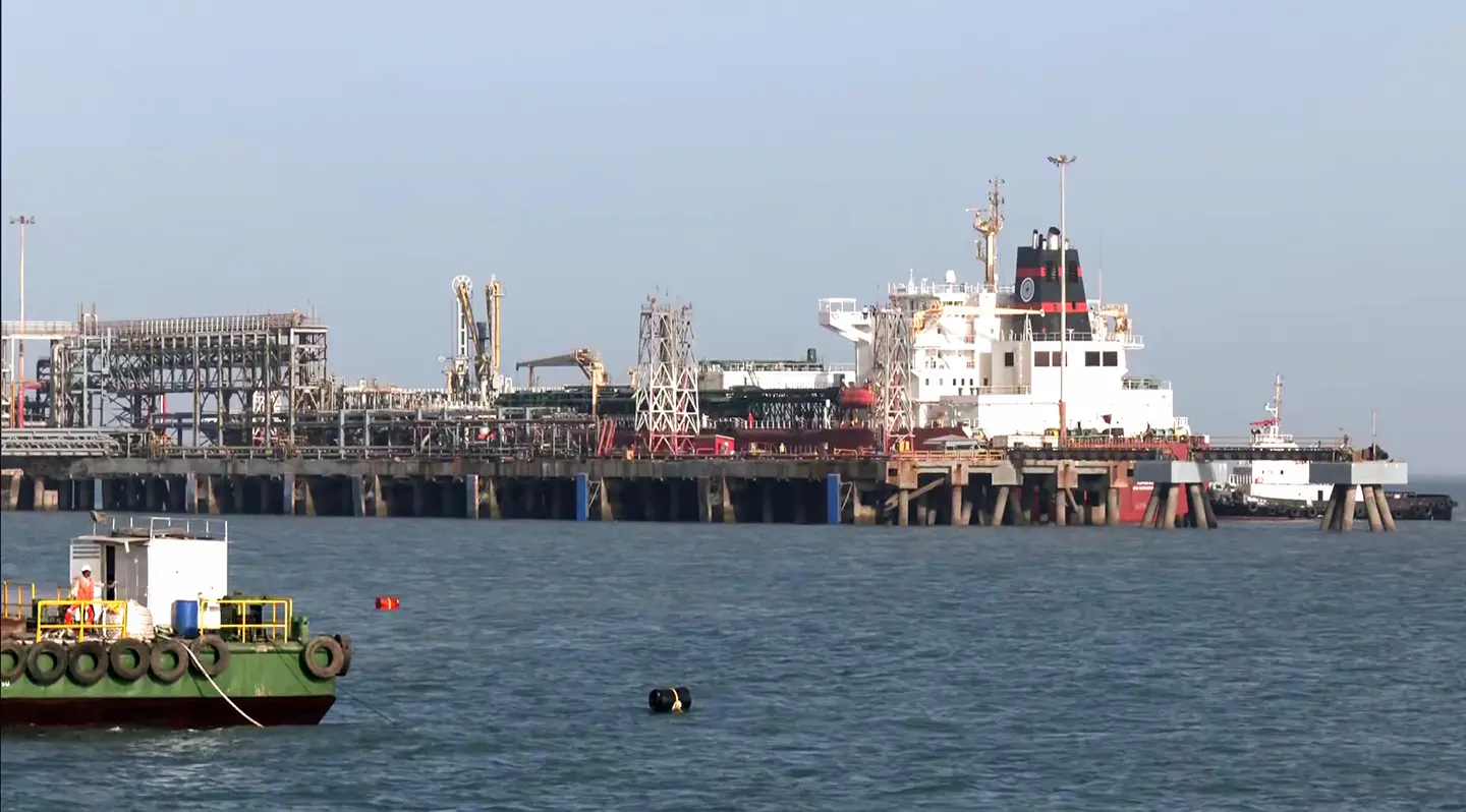 LPG carrier vessel Shivalik, which crossed the Strait of Hormuz, arrives at the Mundra Port | Photo: ANI