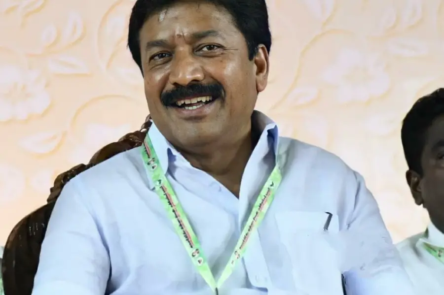 ‘നയൻതാരയെ വിവാഹം കഴിപ്പിച്ചുതരുമോ?'; ഡിഎംകെയെ വിമർശിക്കാൻ സ്ത്രീവിരുദ്ധ പരാമർശവുമായി സി.വി. ഷണ്മുഖം