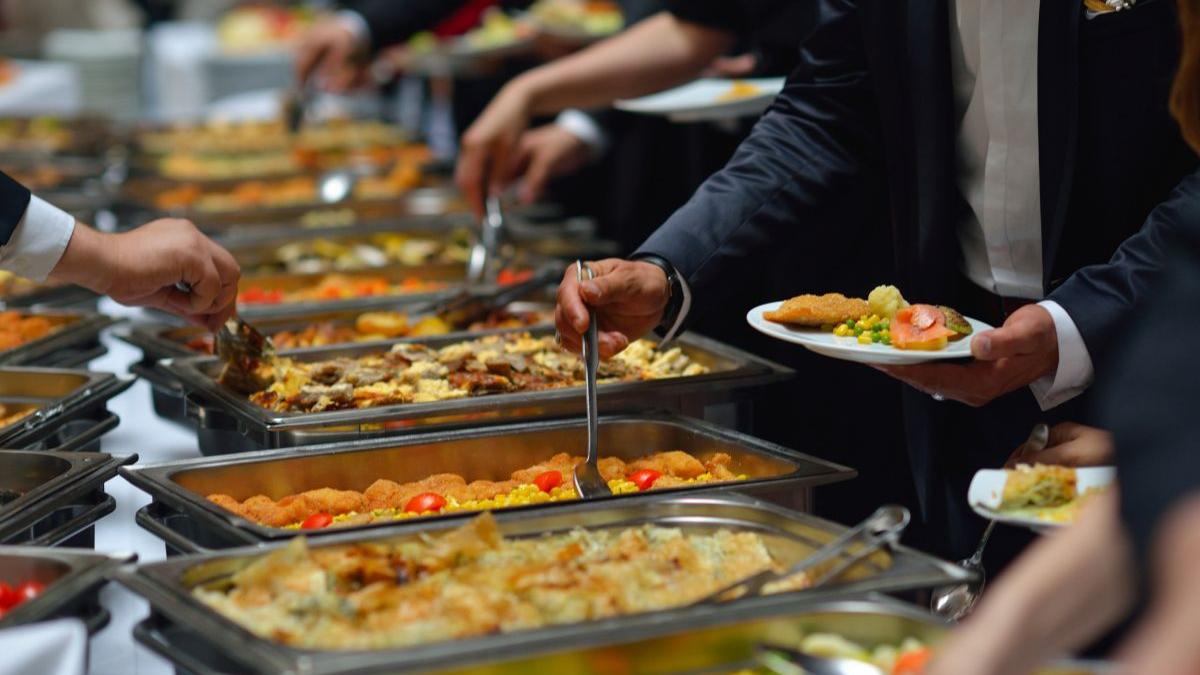 Food prices set to rise in Gulf as Strait of Hormuz blockade stalls imports