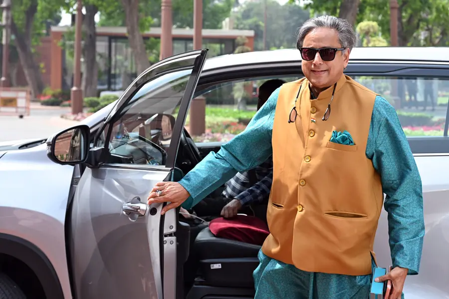 Tharoor