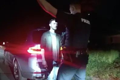 Justin Timberlake’s arrest video out: Pop star struggles in sobriety test, says, ‘these are hard’
