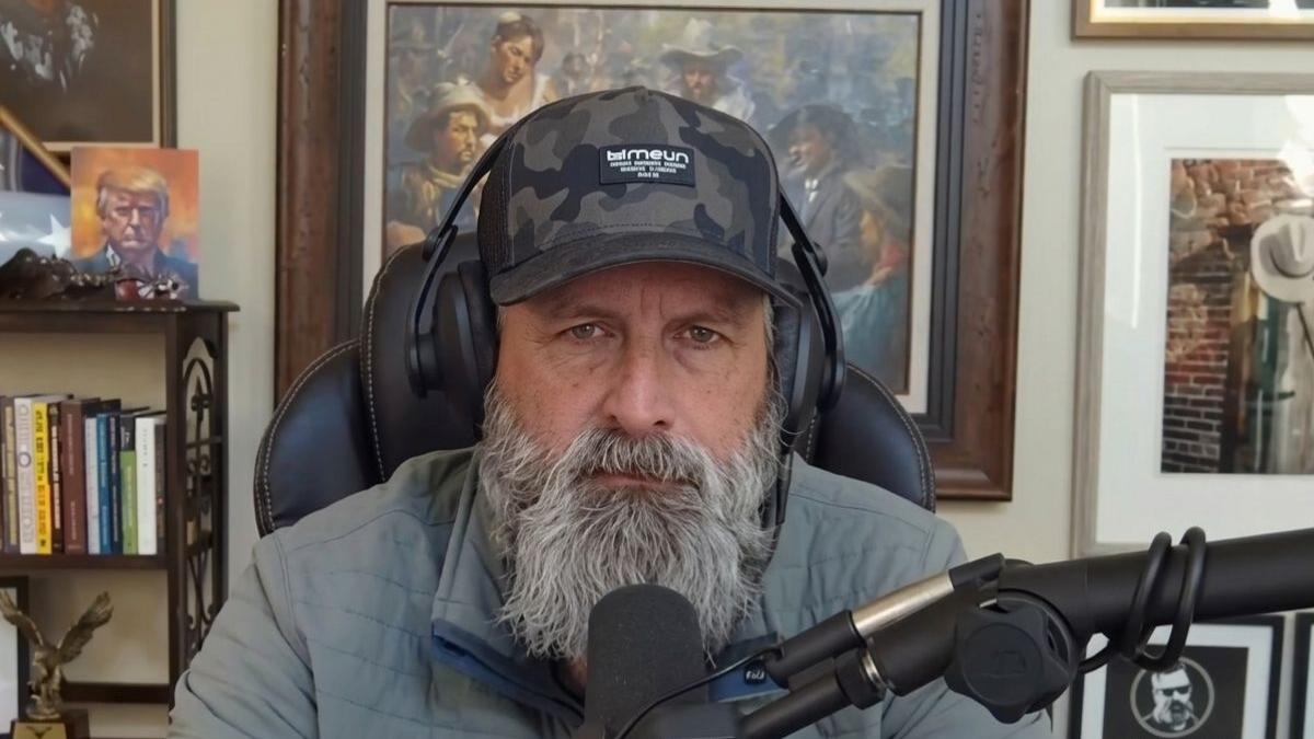 Trump FEMA chief makes bizarre claim, says he ‘teleported’ to a Georgia Waffle...