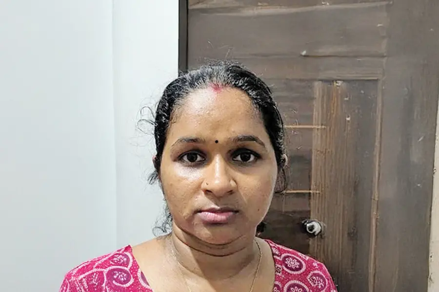 ജിംനേഷ്യത്തിന്റെയും സലൂണിന്റെയും മറവിൽ ലഹരിവിൽപ്പന; 2.27 കിലോ ഹാഷിഷ് ഓയിലുമായി യുവതി അറസ്റ്റിൽ