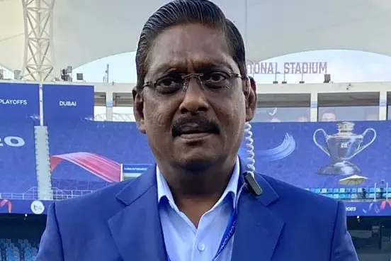 ‘അത് കേട്ടതോടെ കണ്ണീരോടെയാണ് കെയ്ക്ക് മുറിച്ചത്,ഗ്രൗണ്ട്സ്റ്റാഫാണെന്ന് കരുതി ഷൂ വൃത്തിയാക്കാൻപറഞ്ഞു’