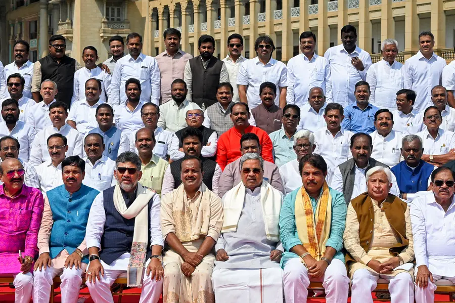 Is CM Siddaramaiah’s leadership under review? Group photo triggers buzz in Karnataka