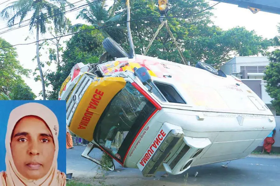 palakkad-ambulance-accident
