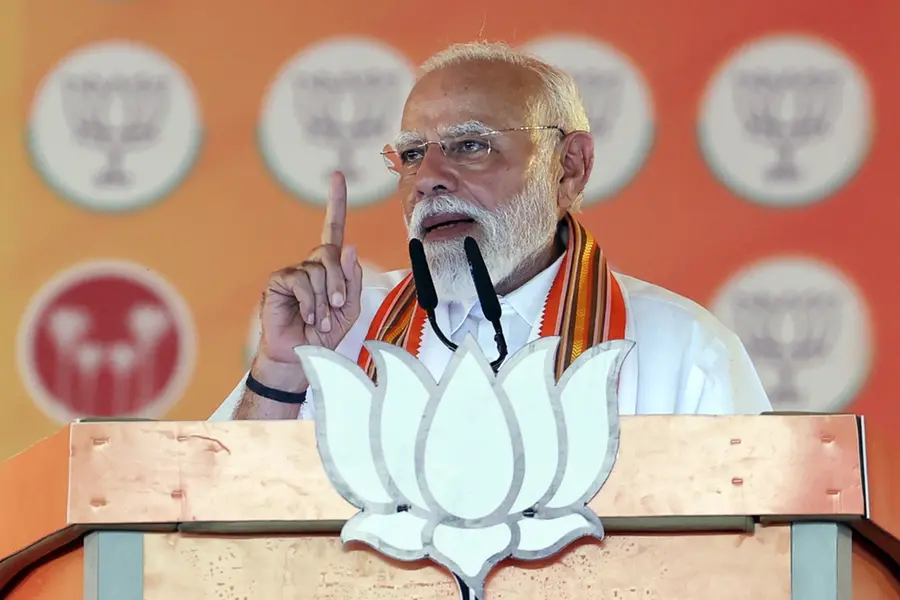 Prime Minister Narendra Modi addresses a public gathering in Palakkad