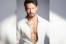 'എനിക്ക് ആ അസുഖമുണ്ട്, വിമാനത്തിൽ കയറുന്ന കാര്യമോർക്കുമ്പോൾ പോലും പേടി'