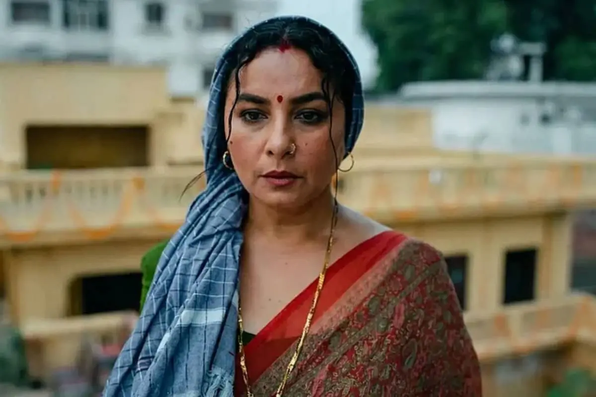 സീരീസിൽ ദിവ്യ ദത്ത