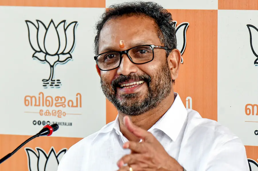 പത്രിക പിൻവലിച്ചു; കെ. സുരേന്ദ്രന് വേണ്ടി പ്രവർത്തിക്കുമെന്ന് കേശവനായ്ക്