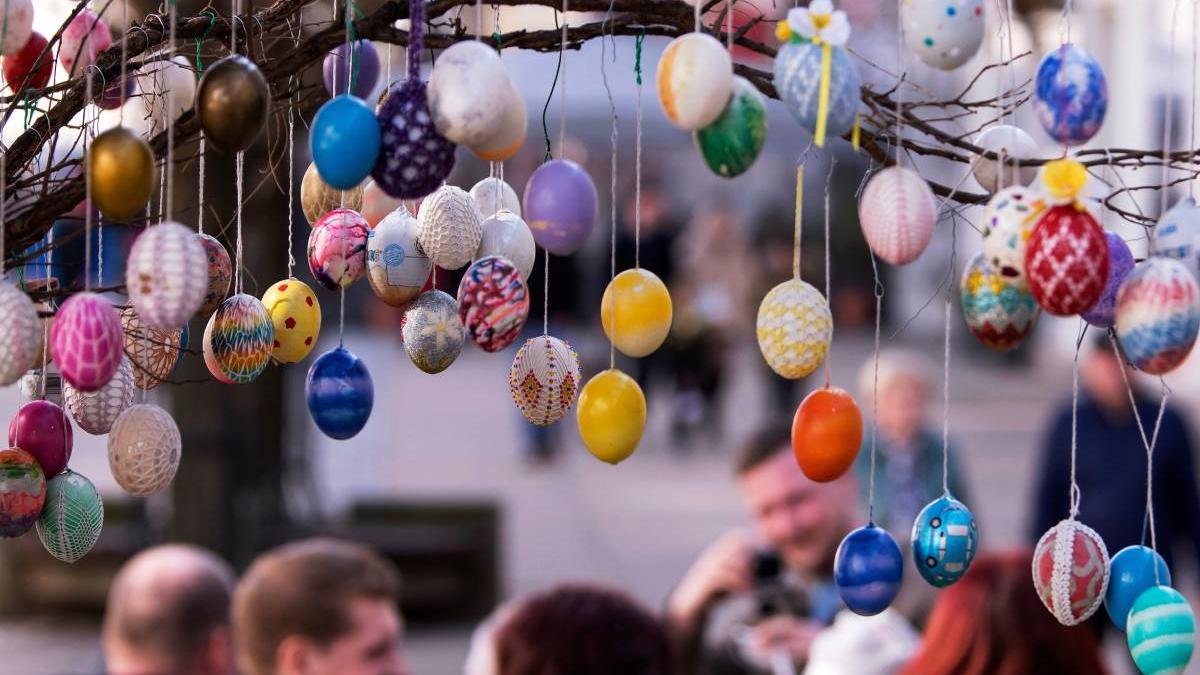 Indian Easter Rituals ഈസ്റ്റർ ഓർമ്മകൾ: പ്രവാസ ജീവിതത്തിലെ ആഘോഷങ്ങളും ആചാരങ്ങളും | Easter ...
