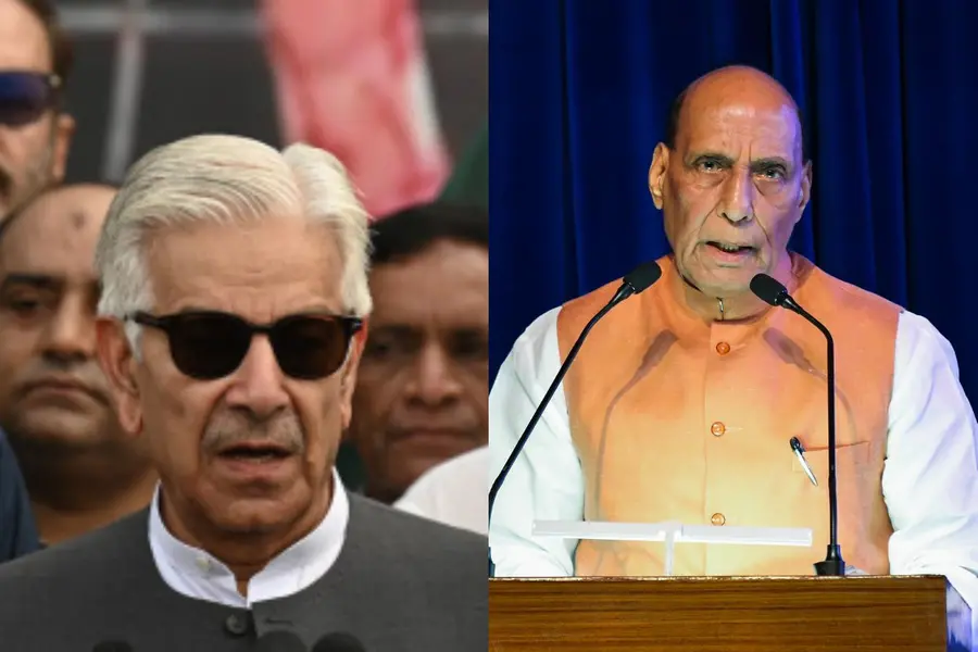Pakistan's Defence Minister Khawaja Muhammad Asif, India's Defence Minister Rajnath Singh
