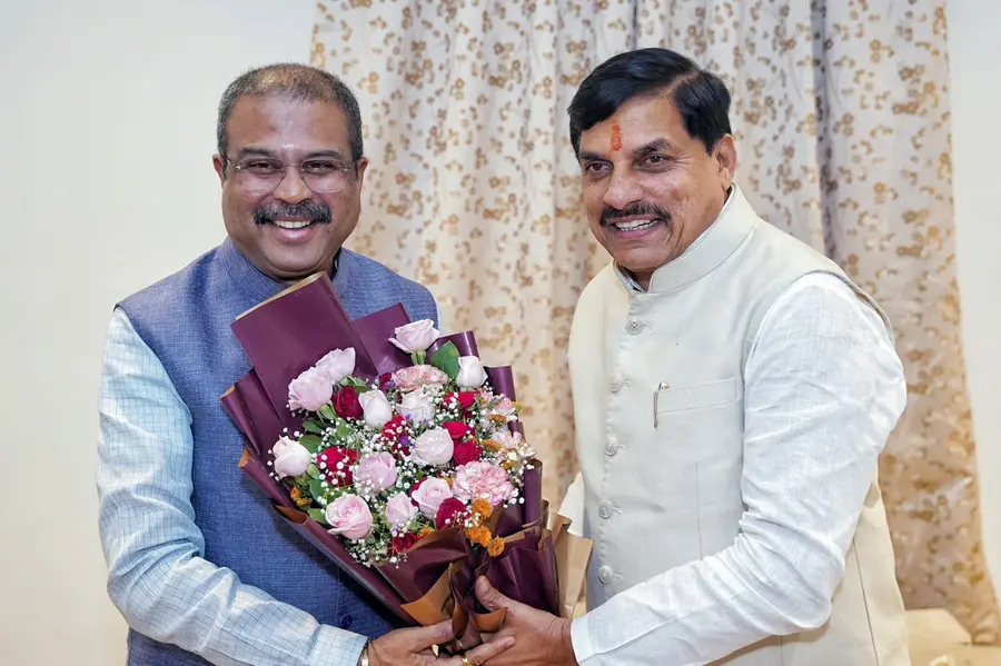 GMTവേണ്ട പകരം MST, മഹാകാൽ സ്റ്റാൻഡേർഡ് ടൈം സ്ഥാപിക്കണമെന്ന് കേന്ദ്ര വിദ്യാഭ്യാസമന്ത്രി